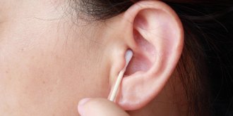 Bouchon D Oreille Les Symptomes Chez Le Bebe