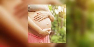 Soleil et vitamine D pendant la grossesse diminuent l’asthme chez bebe