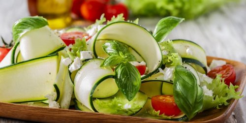 Salade croquante de courgettes