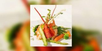 Homard aux petits legumes et caviar