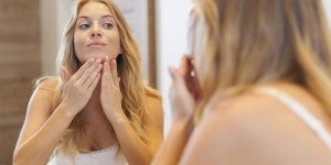 Acne : peau grasse ou peau seche, quelles differences ?