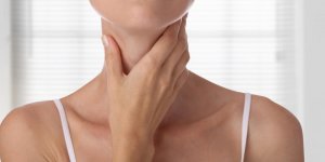 Les 8 symptomes qui peuvent reveler un probleme de thyroide