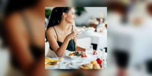 Alimentation en vacances : dangers et arnaques