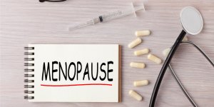 La menopause precoce triple le risque de problemes de sante a la soixantaine