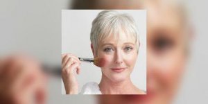 Cancer : des ateliers de soin et de maquillage pour regarder la vie de plus belle