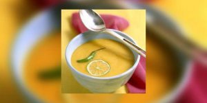 Creme de courgettes au citron et au curcuma