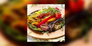 Salade d-aubergines et de tomates roties